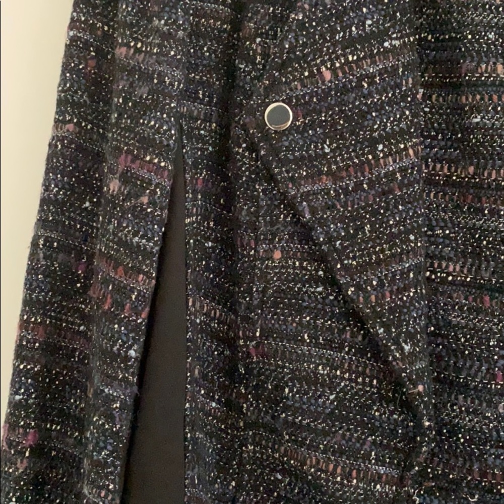 Blazer - Picture 3 of 3